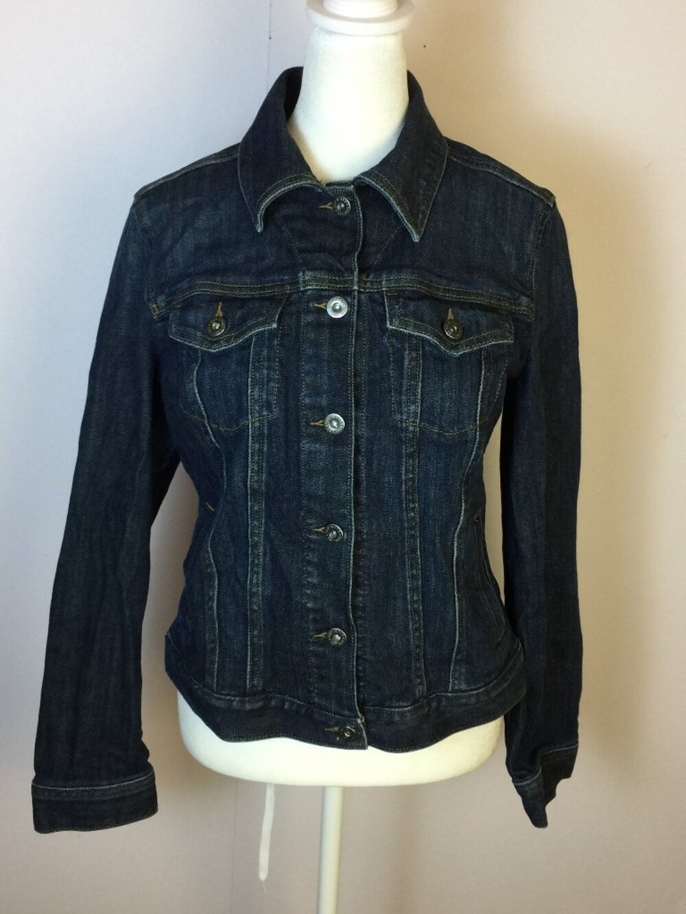 Gap Jeans Denim Jacket Size S Womans Blue Denim Dark Wash Stretch Cotton Pocket